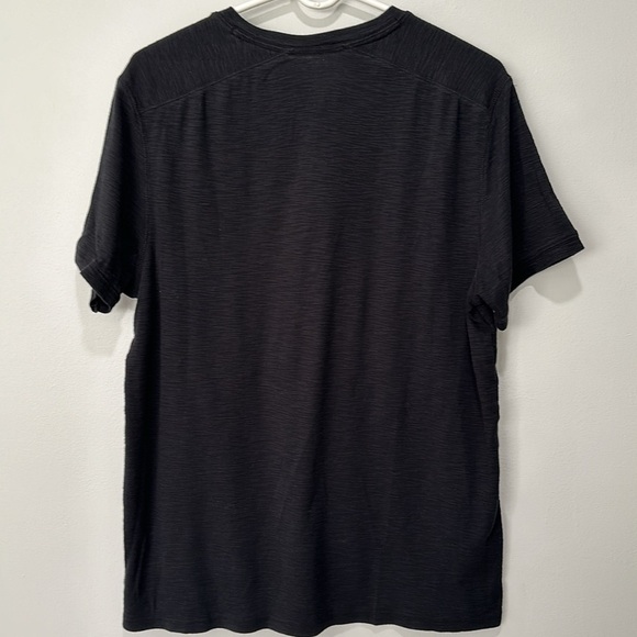 Men’s basic black t-shirt - Picture 3 of 3